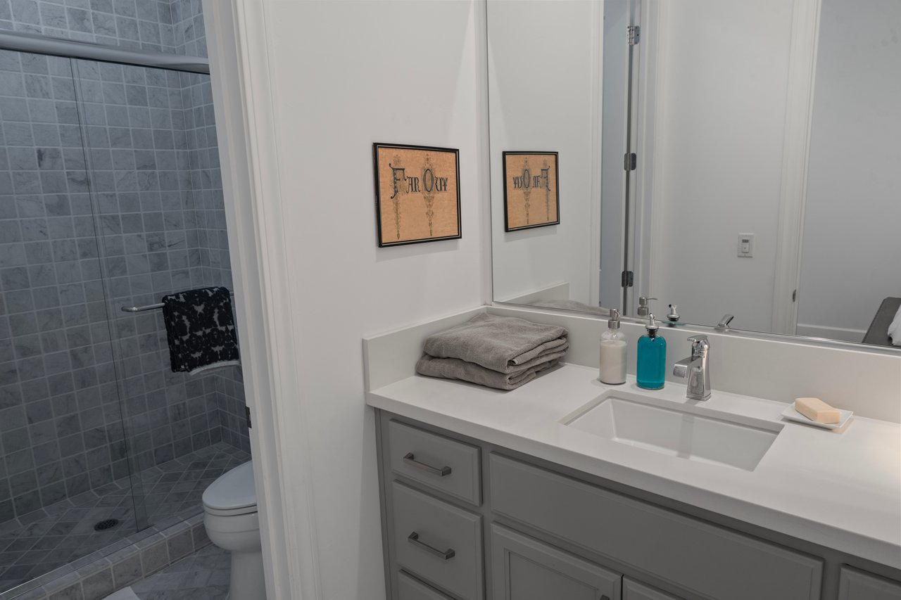 280 Pacific Heights Dr