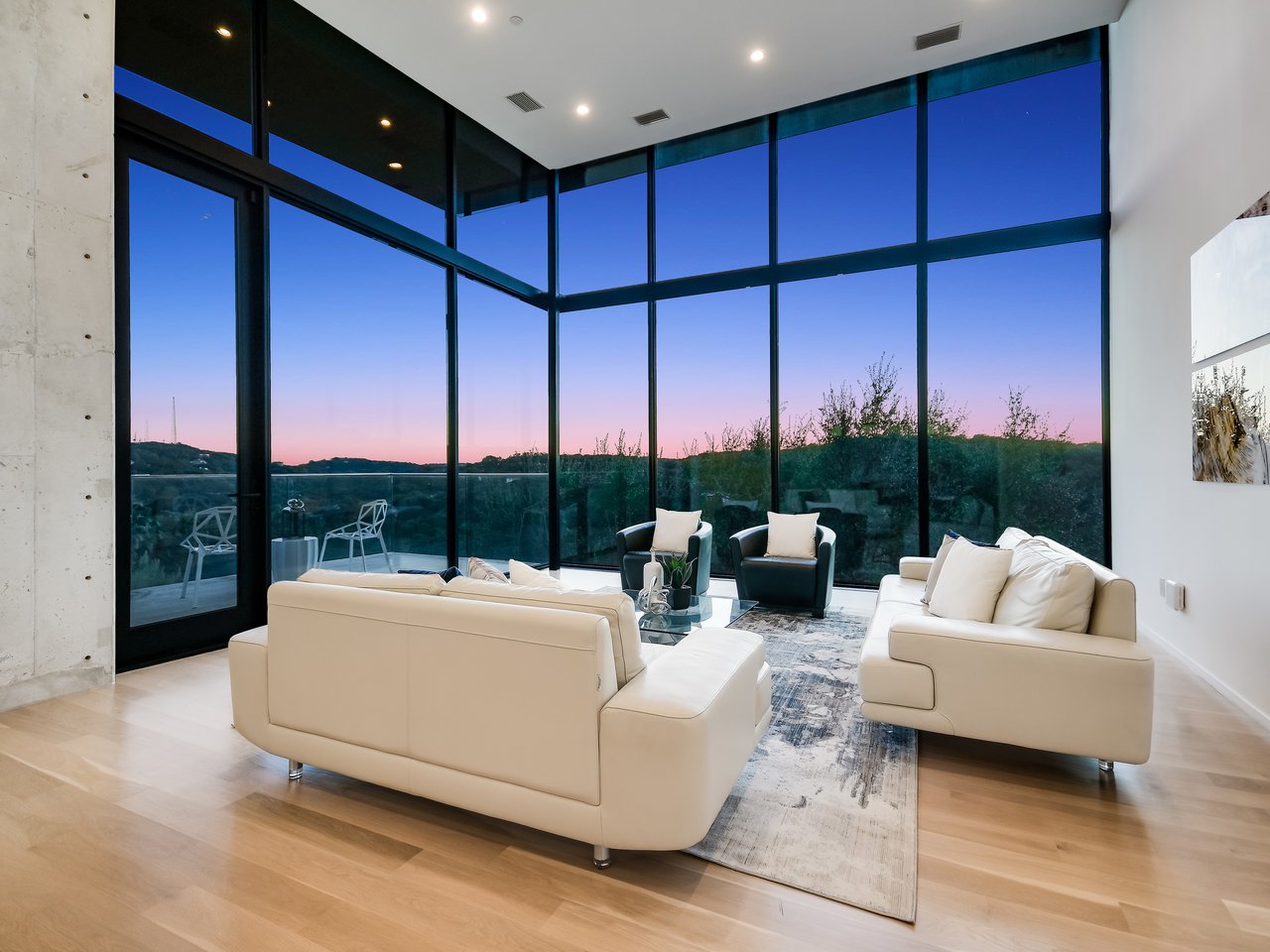 Private, Modern Masterpiece