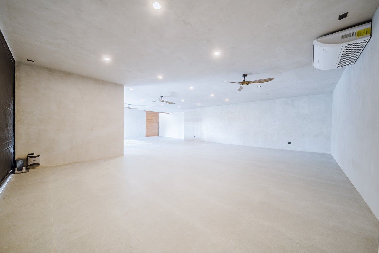 Finca Tranquila Brand New Luxury Residence