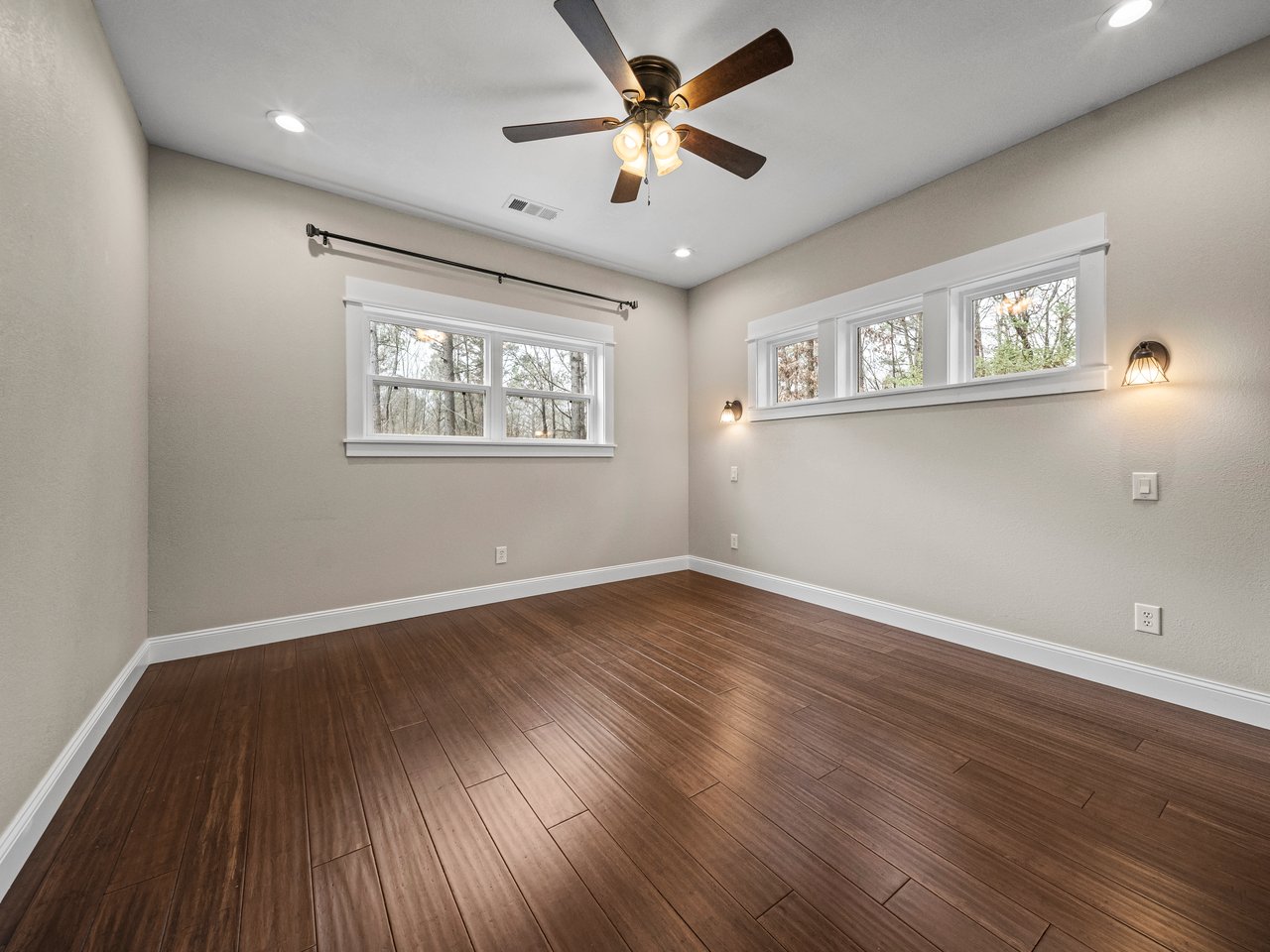 Thunder Mountain Homestead