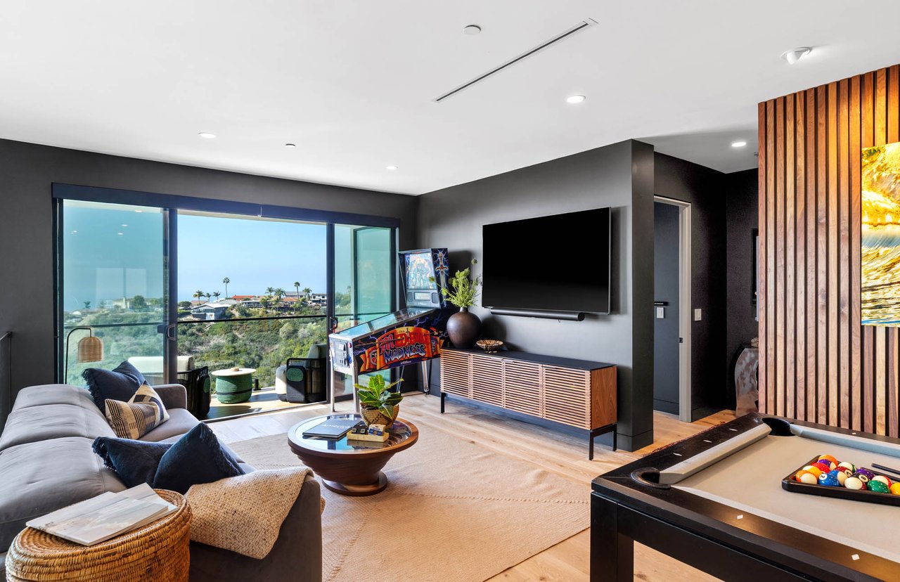 606 E Avenida San Juan