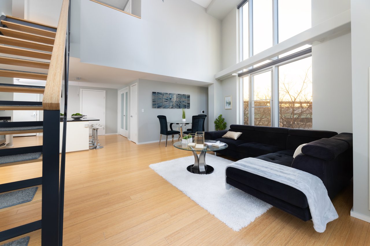 1 Earhart Street 322