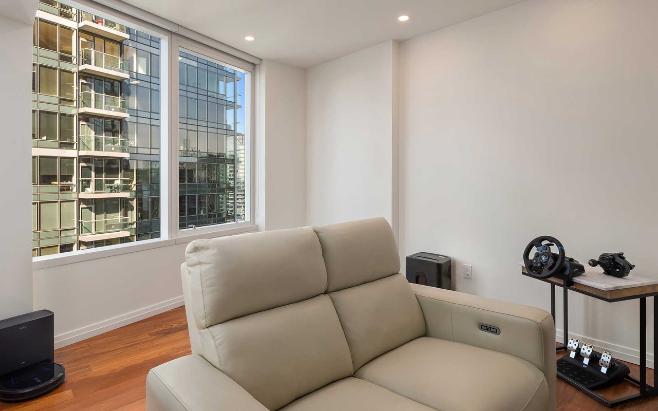 The Vibrant Downtown Lifestyle Awaits at Bellevue Towers