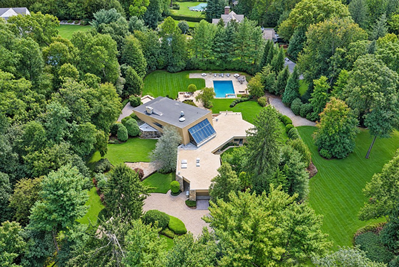 15 Horseshoe Road (Long Island)