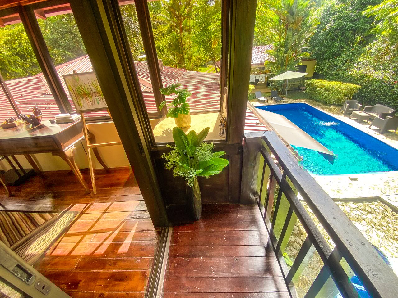 A riverfront 3-bed home on a large property In Ojochal, Costa Rica