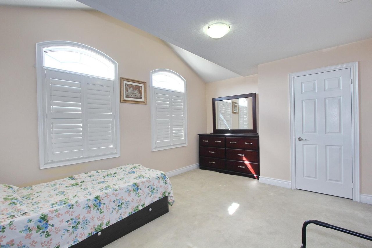 1 Beacon Hill Drive