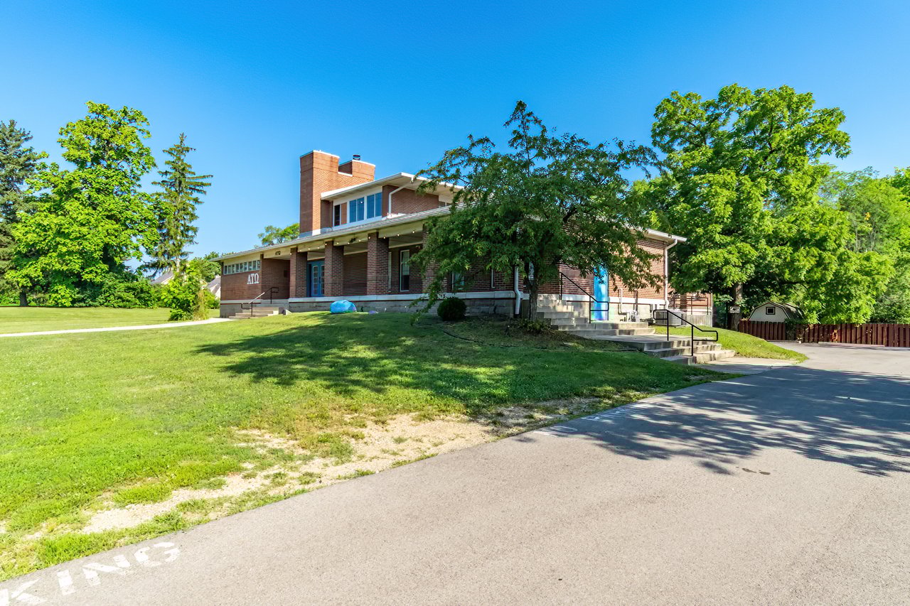 Ball State Greek House Goes to Public Auction