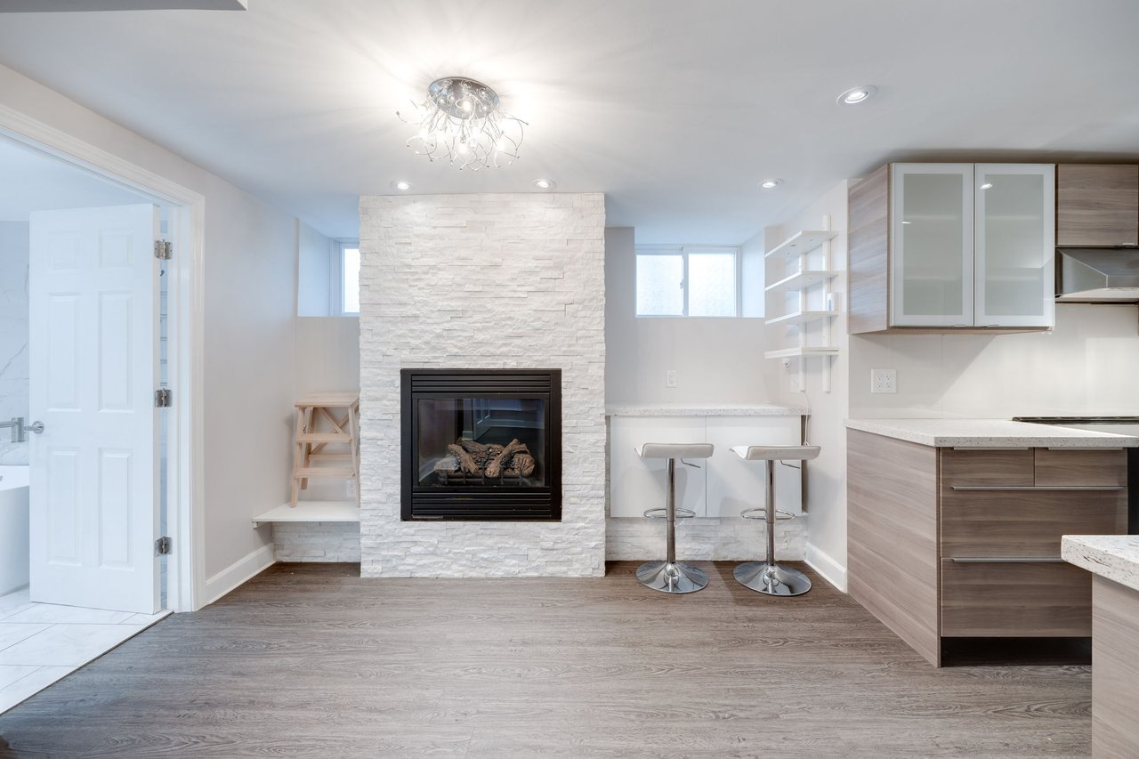 21 Clendenan Ave, Basement