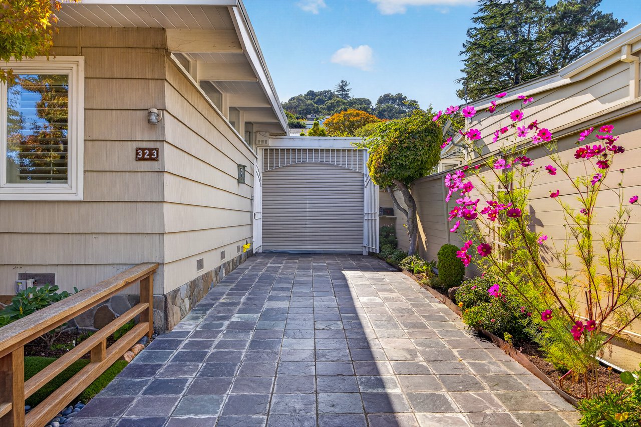 Belvedere Gem on an Incredible Lot