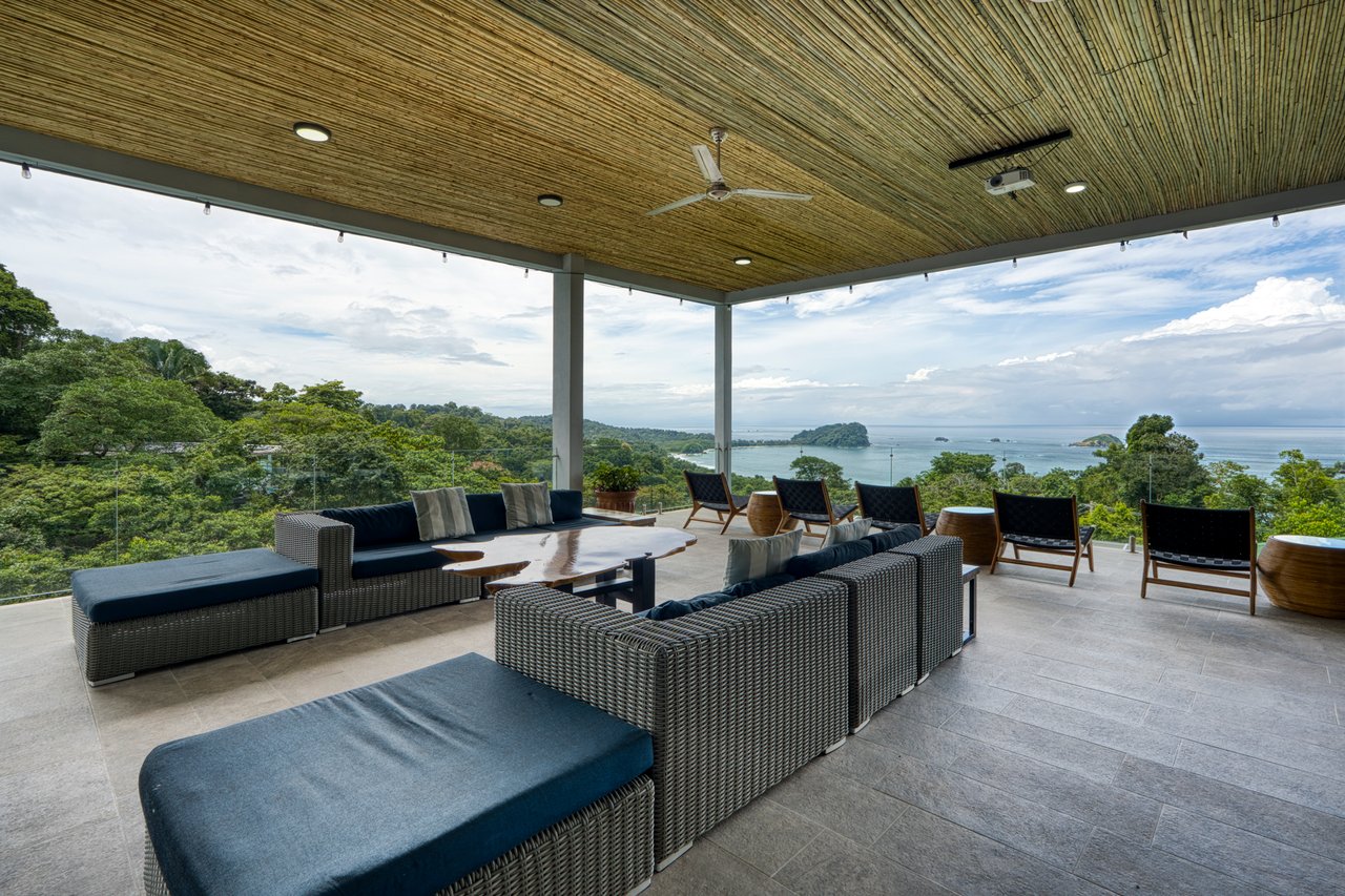 Luxury Income Producing Villa Costa Vida in Manuel Antonio