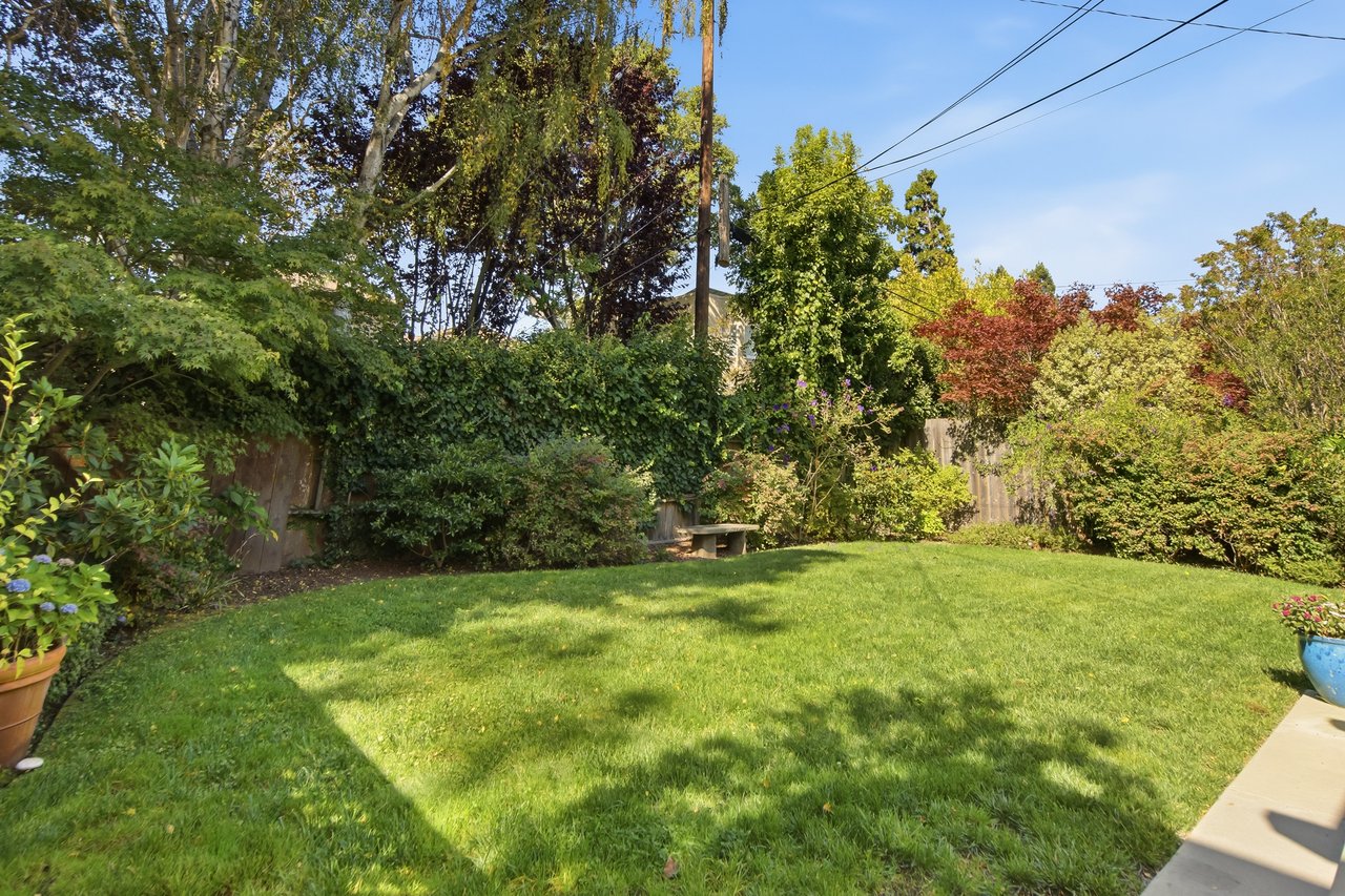 122 Castilian Way