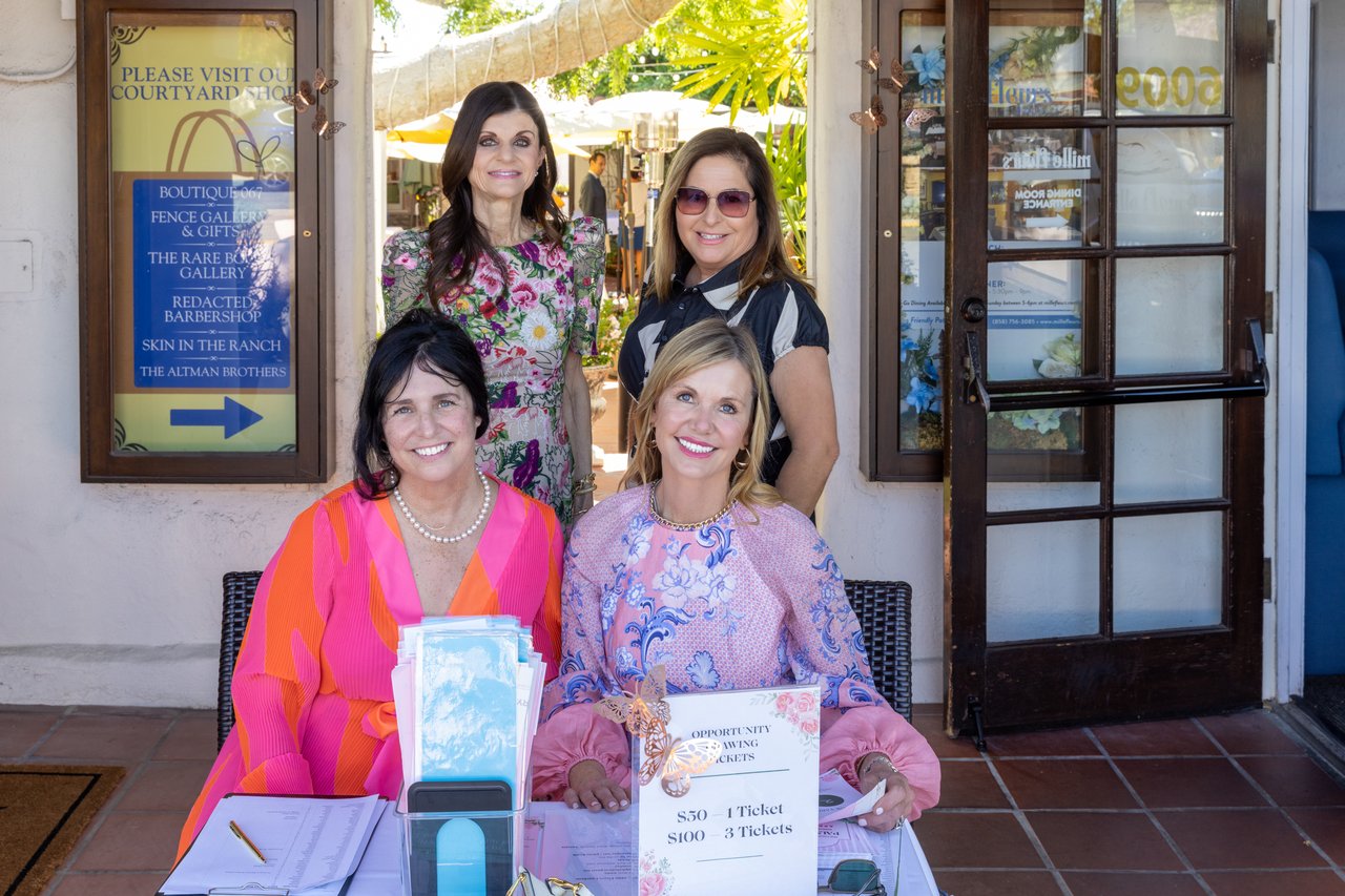 Fleurs, Friends & Fashion in Bloom 