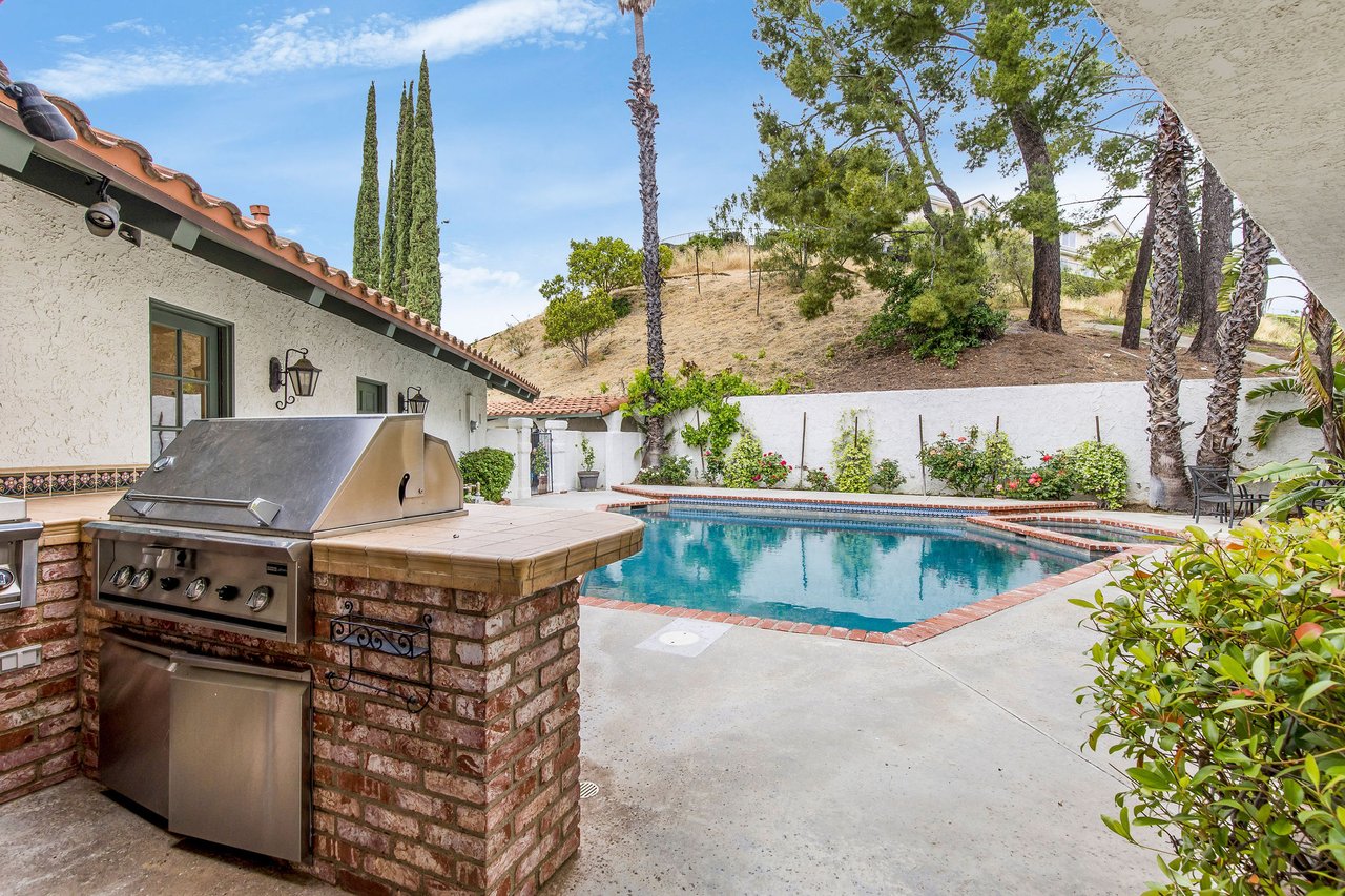 24820 Jacob Hamblin Rd