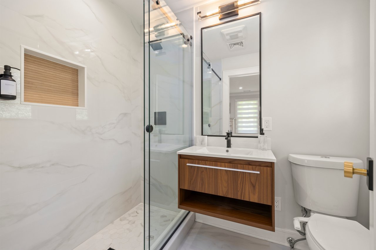 Just Listed: Designer 6BR Home in Coveted Hartshorn Section of Short Hills