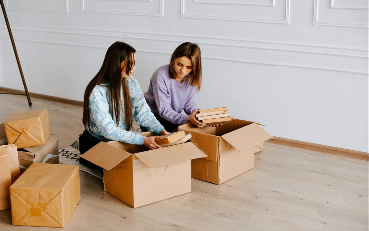 Downsizing Made Easy: How to Sell Your Home and Simplify Your Life