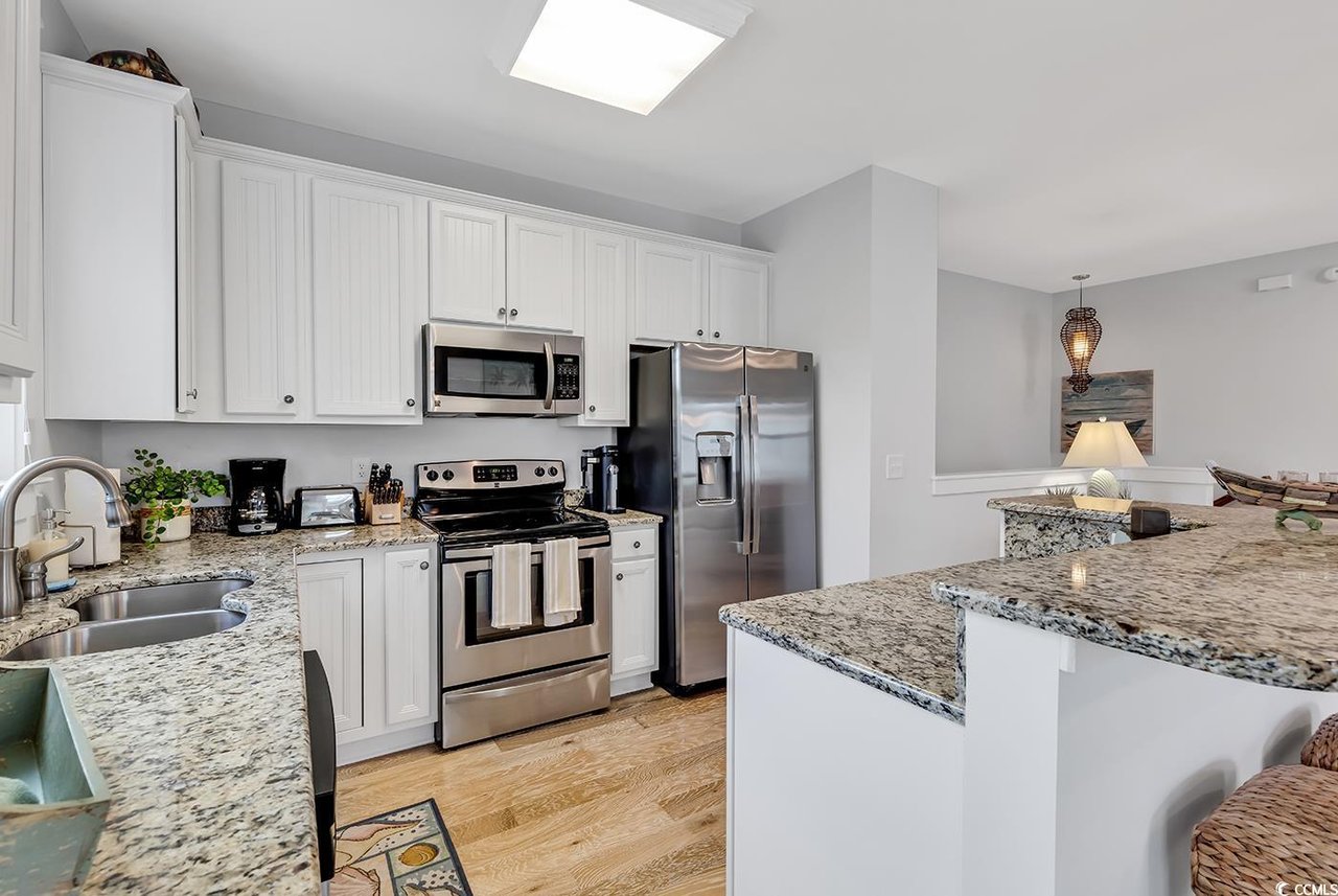820 Madiera Dr. Unit: 14