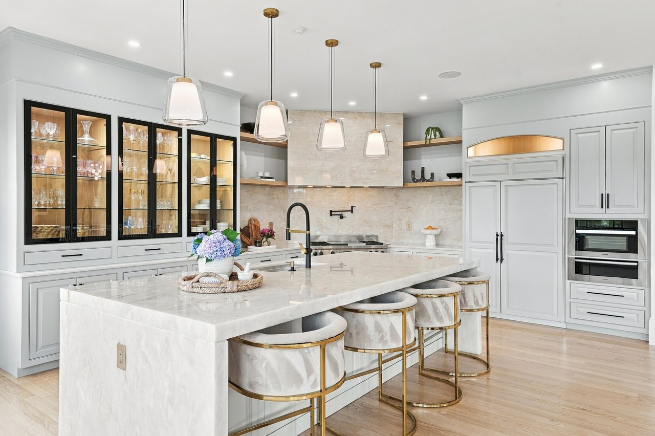 An Exceptional Southborough Estate