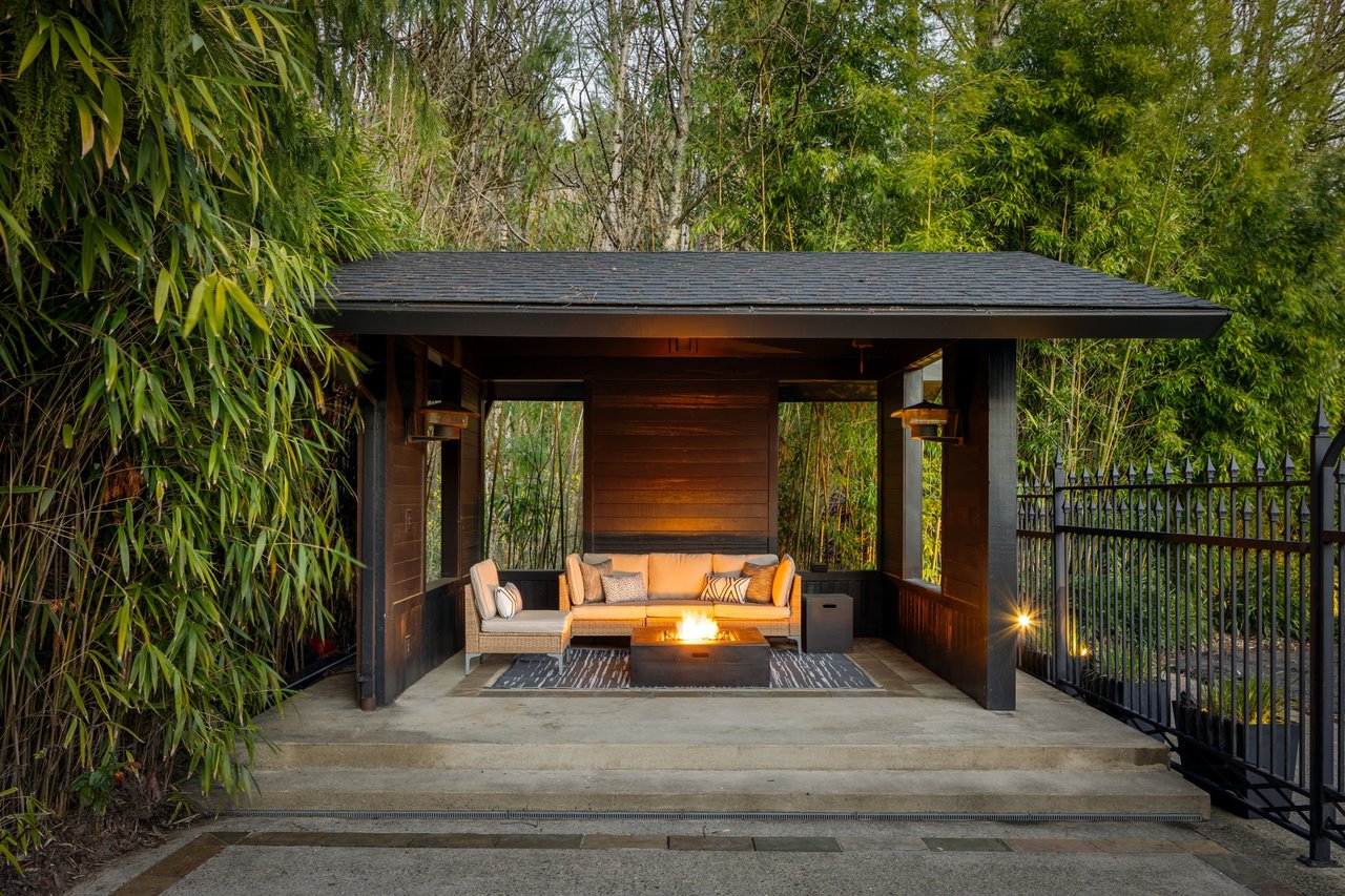 Now Available - Mid-Century Modern Oasis 