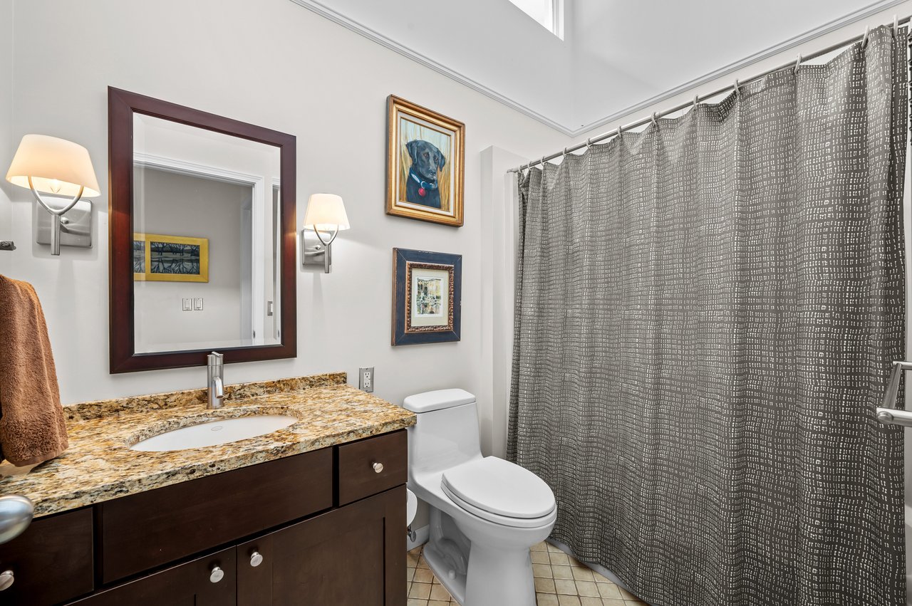 2408 E 800 N, La Porte, IN 46350