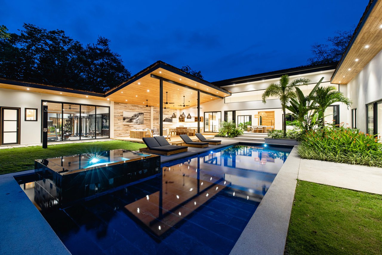 The Wave House | A Hidden Gem in Hacienda Pinilla’s Los Almendros!