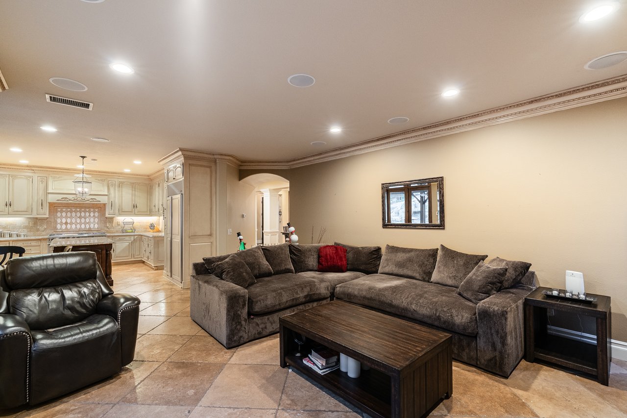 551 Rustic Hills Drive