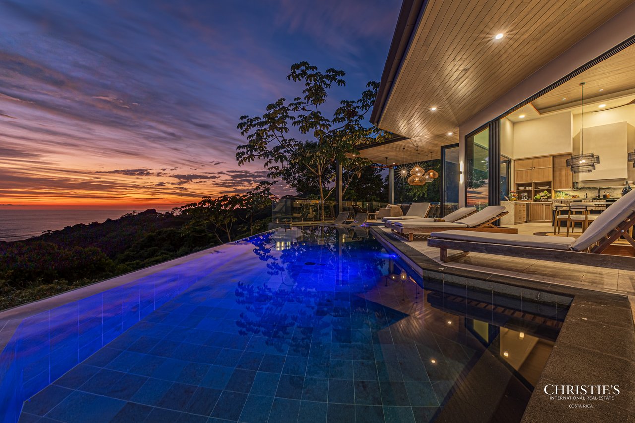 Luxury Estate in Escaleras- incredible ocean views 5.5 Acres