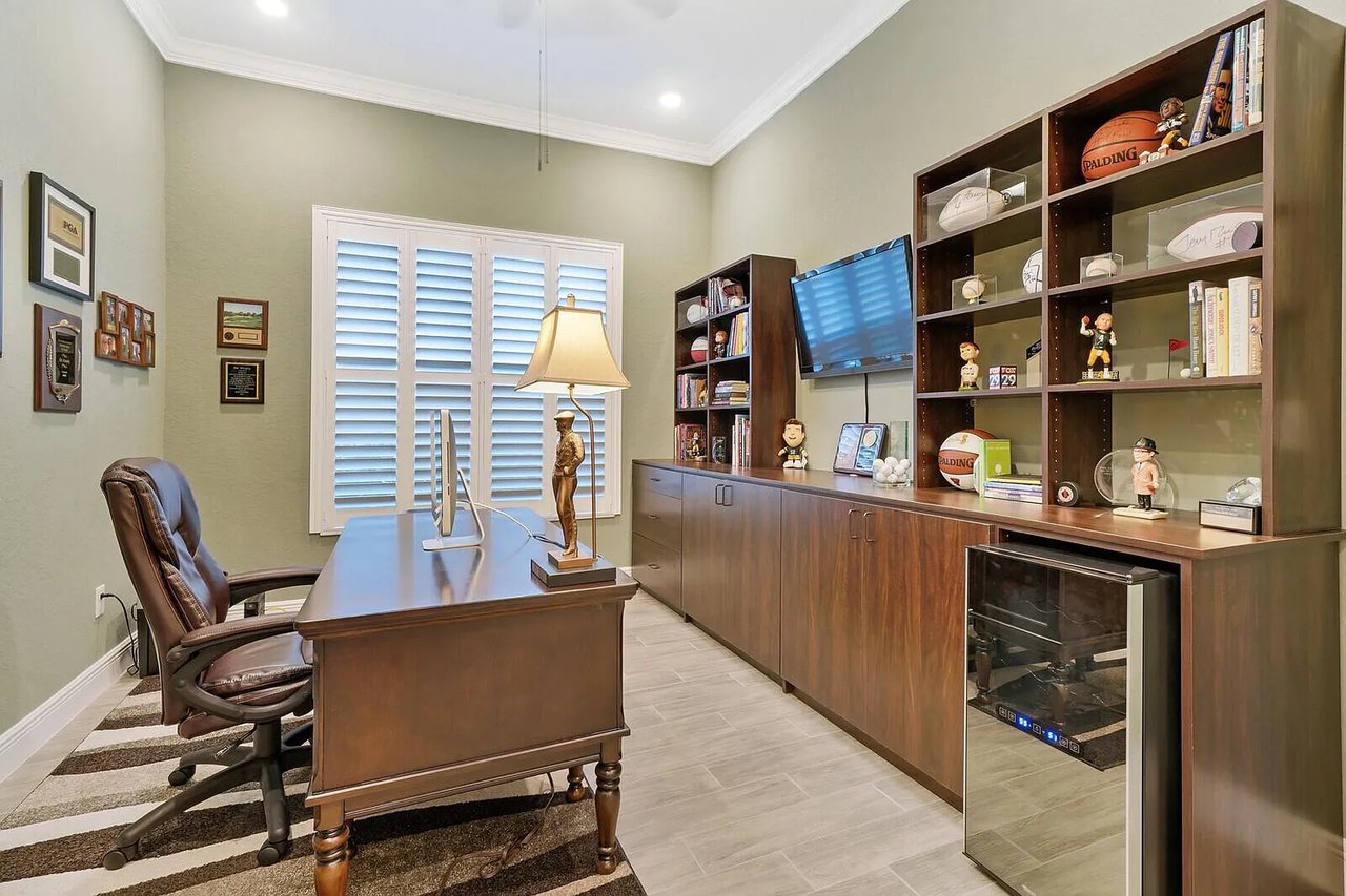 4724 SW Briarwood Ct