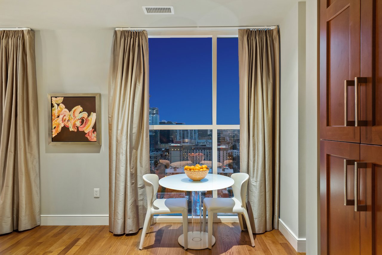 98 San Jacinto, #2002