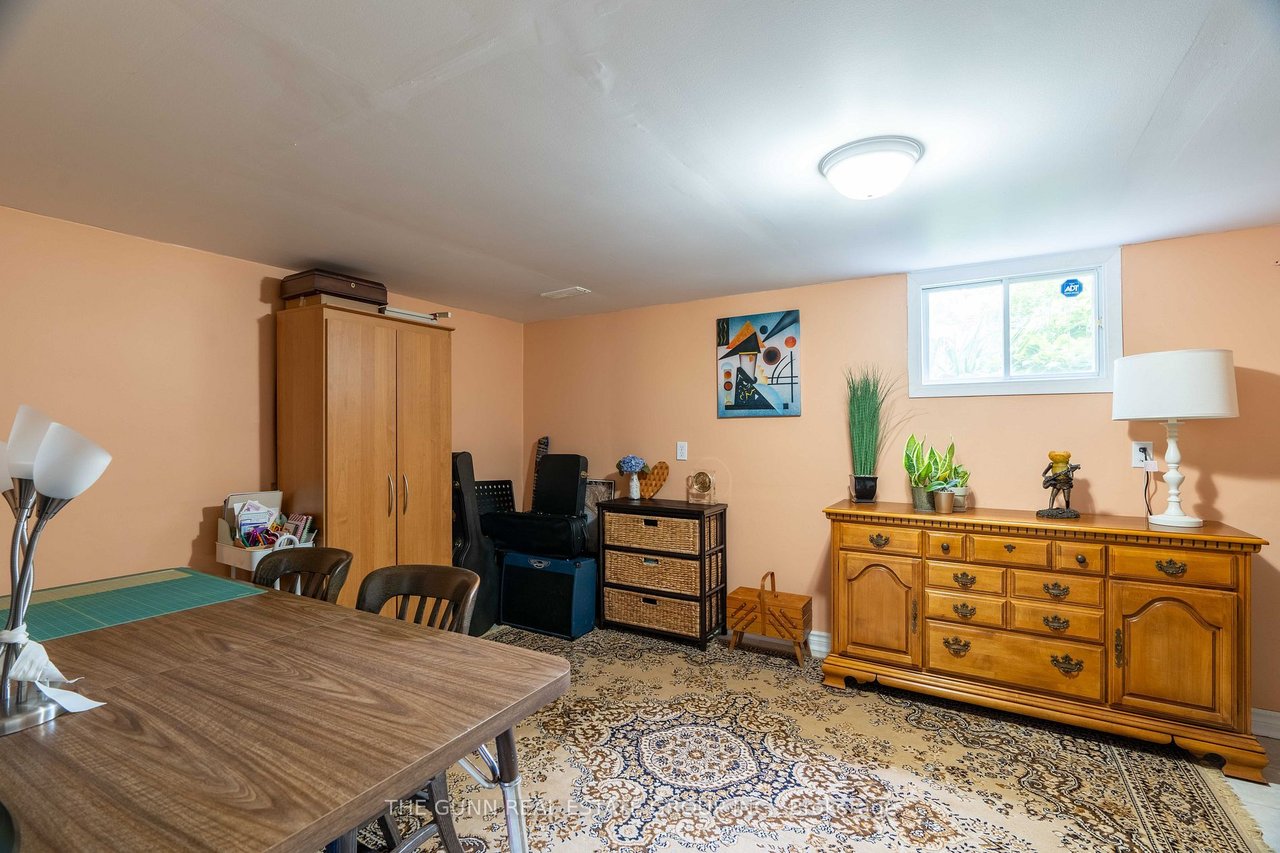 5 Locke Hts