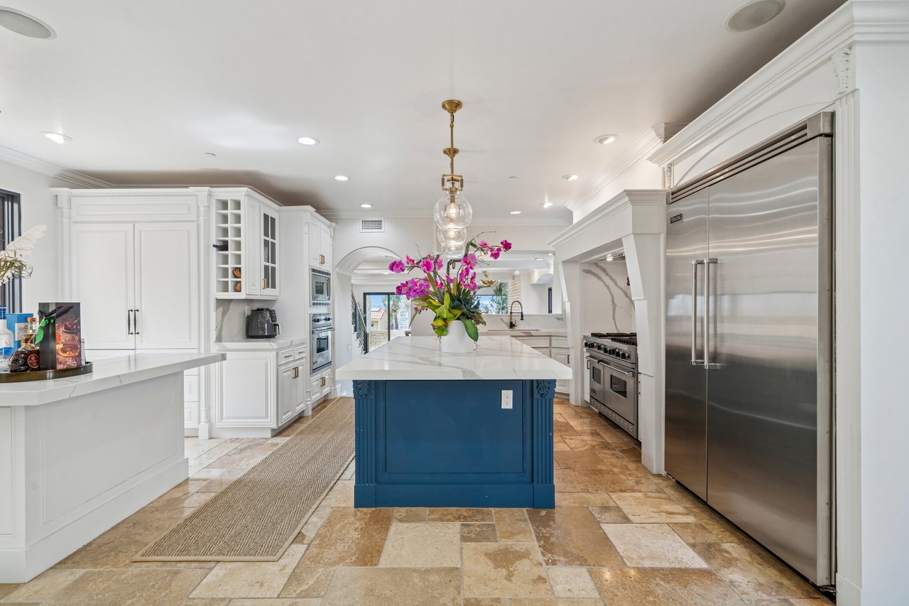 312 Carnation Avenue