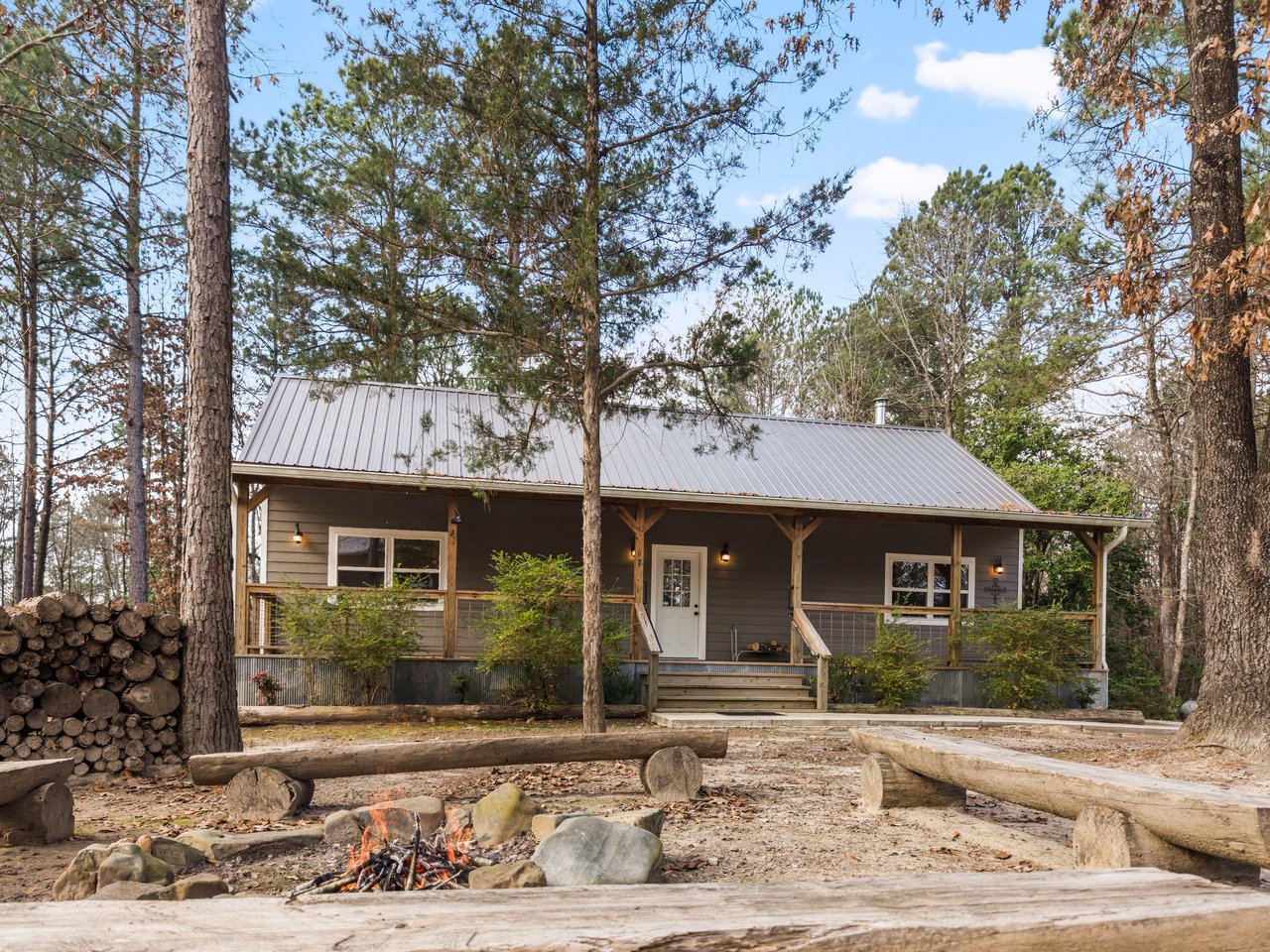 Thunder Mountain Homestead