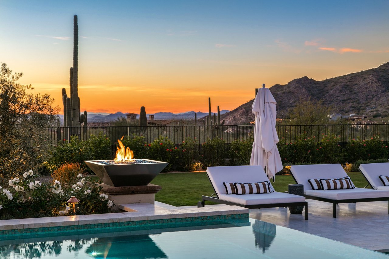 10927 E Windgate Pass Drive, 1519