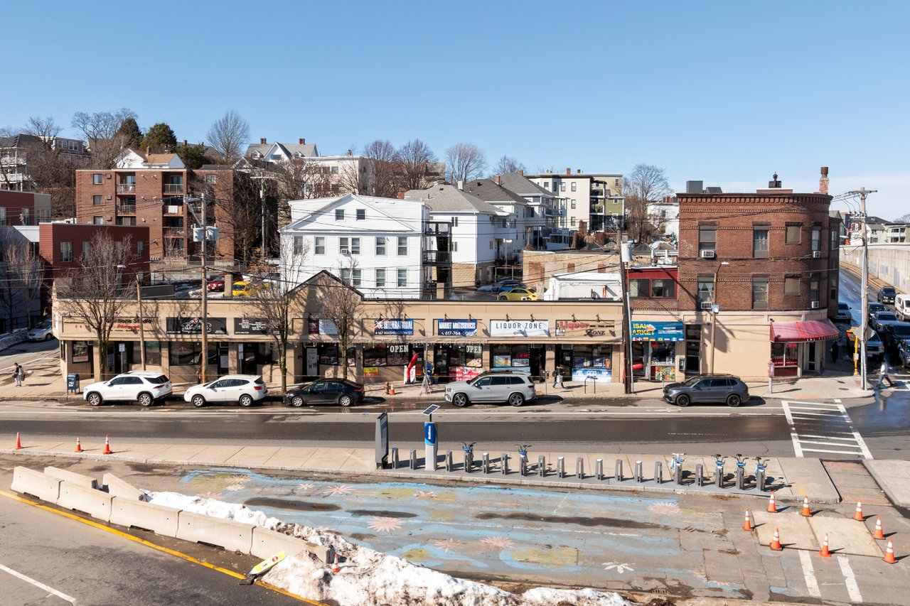 163-179 Washington St