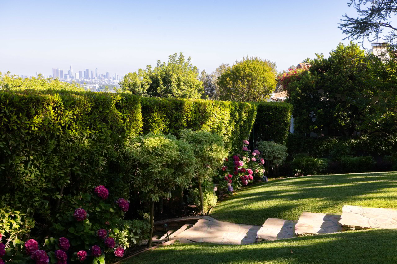 2423 Nottingham Avenue