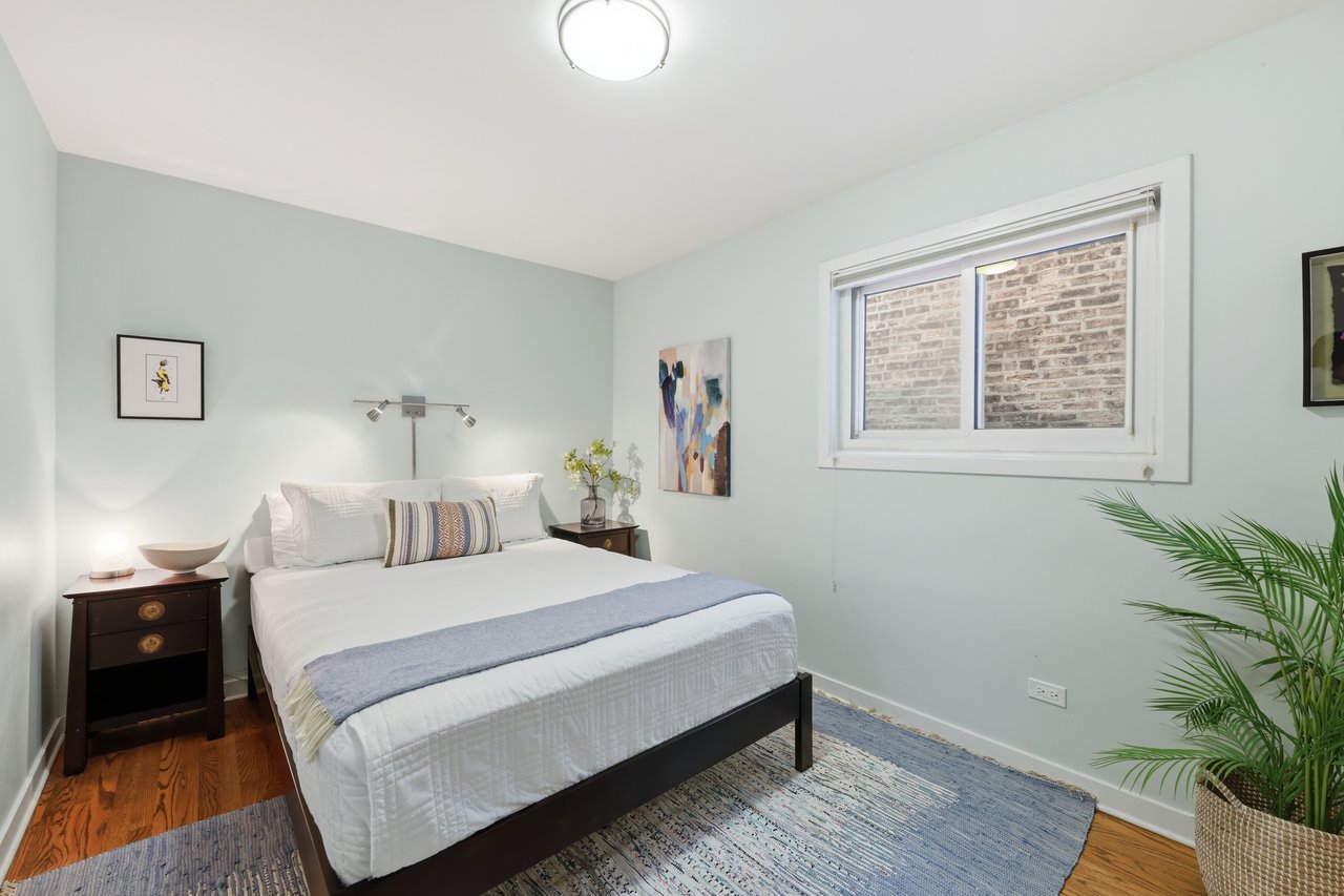 1429 W Huron Street