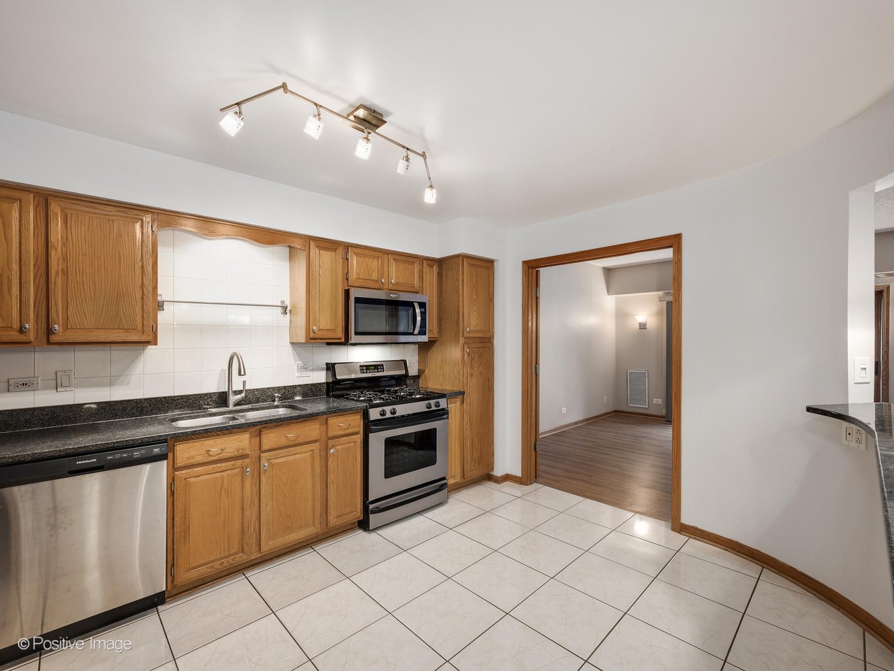 7410 W Lawrence Ave Unit 115