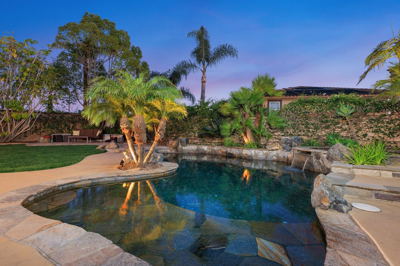 5275 Raven Hill Point