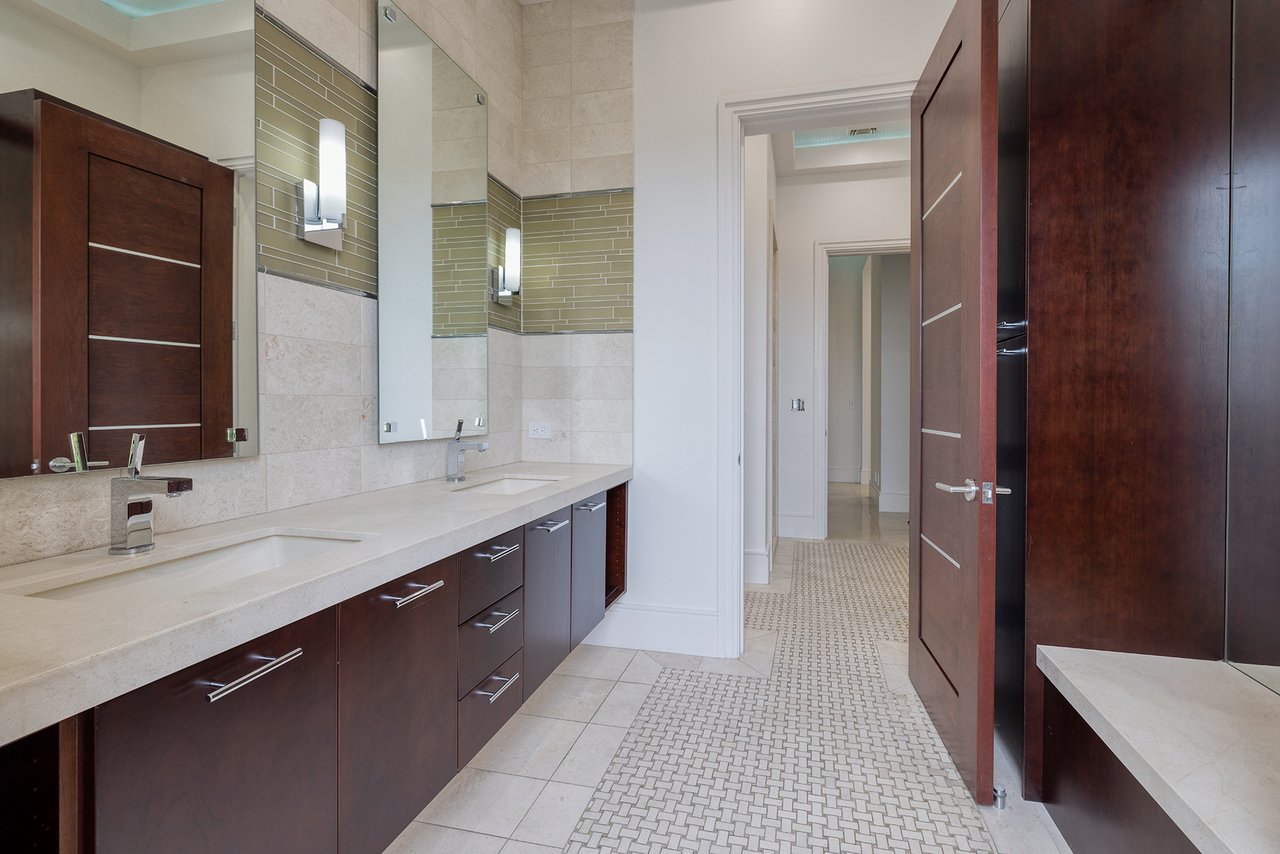 5148 Spanish Heights Dr