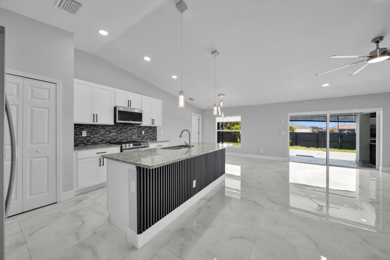 The Modern Flex Residence 