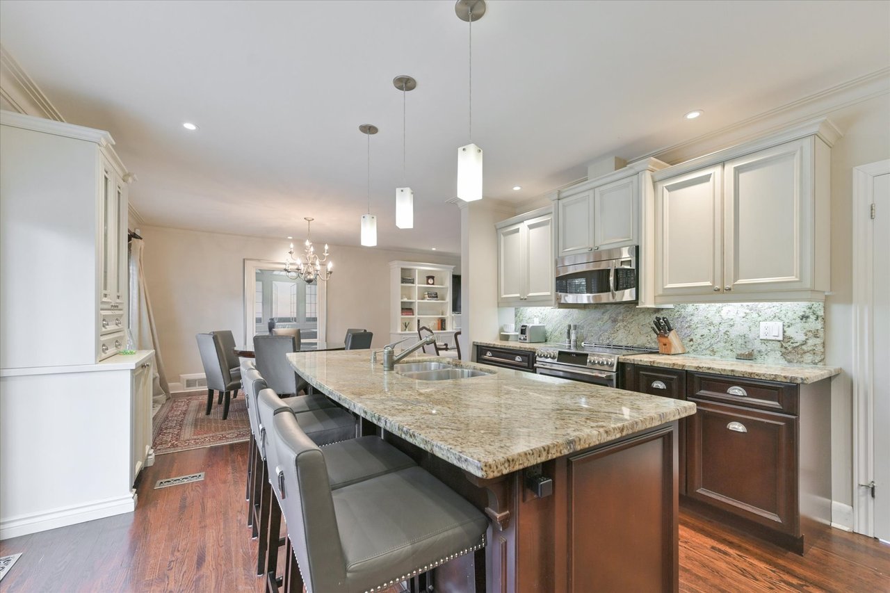 45 Bromley Crescent, Toronto
