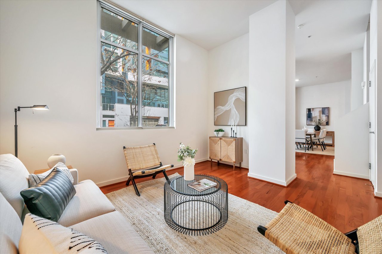 325 Berry Street Unit: 107