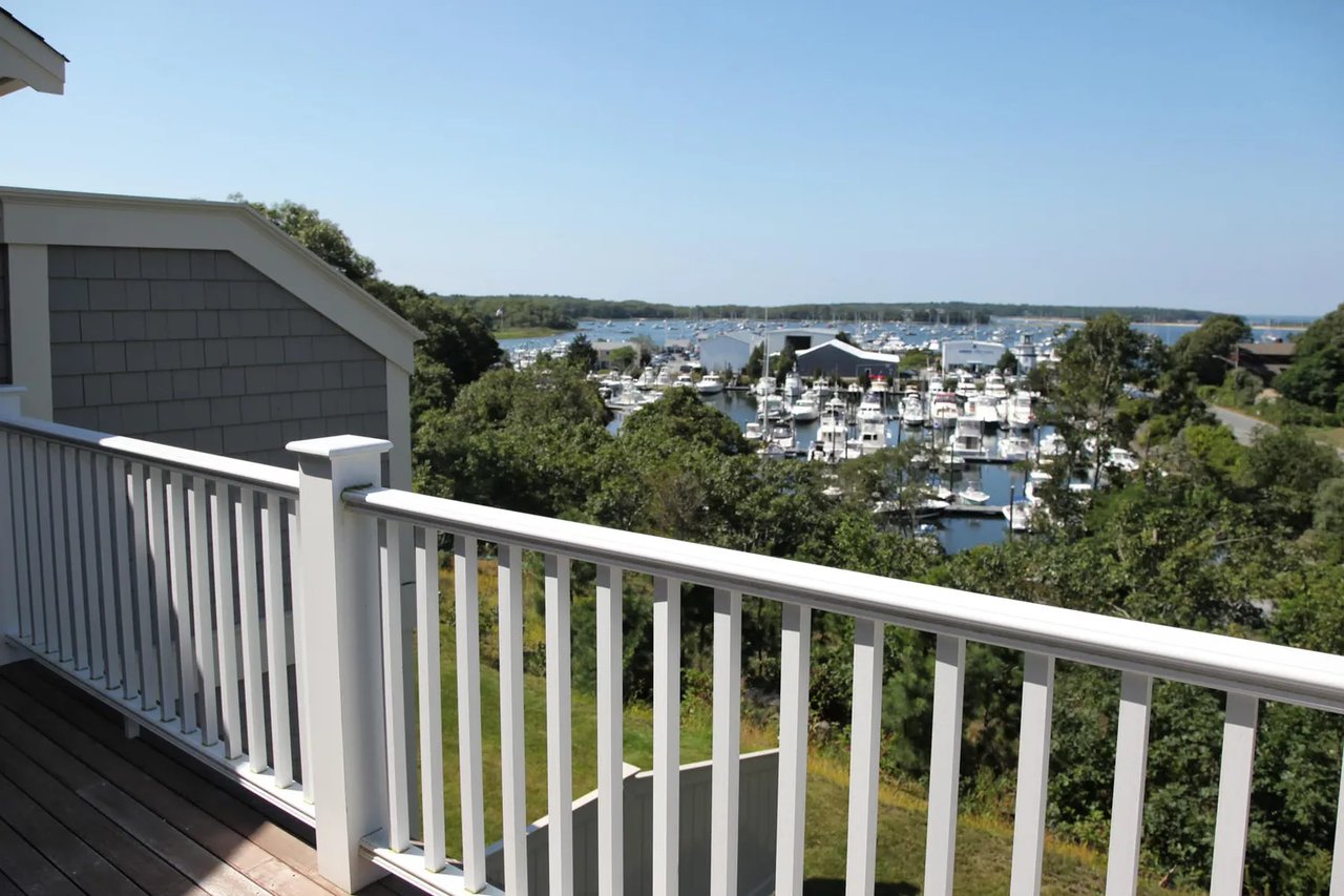 1090 Shore Rd, Unit 5