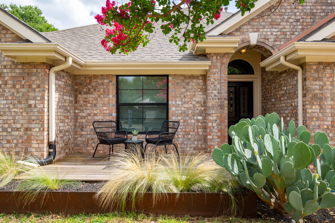 5604 TRELAWNEY Ln, Austin, Texas 78739