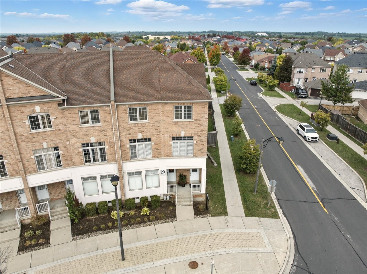 #23 - 20 Greensborough village Circ