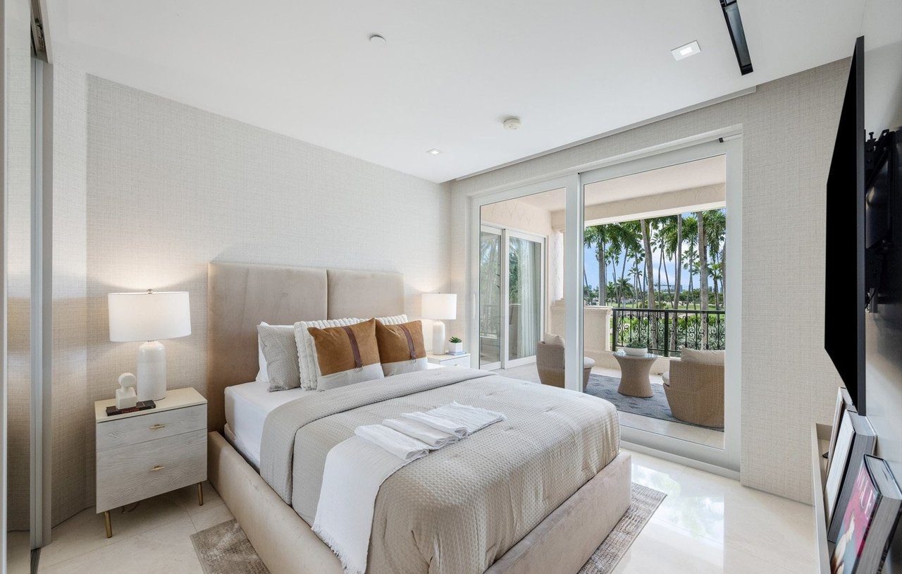 7921 Fisher Island