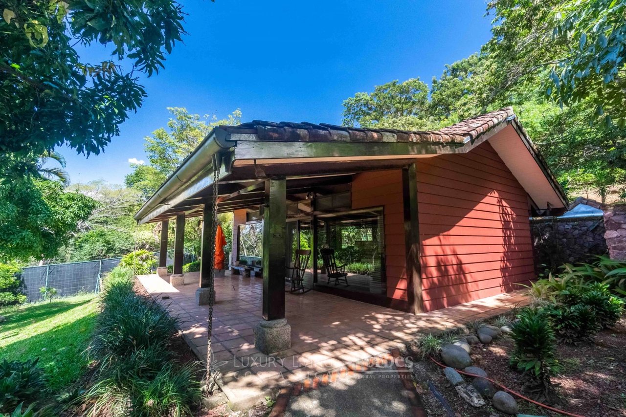 19759 - Architectural Hacienda Style Luxury Villa inTranquil Natural Oasis