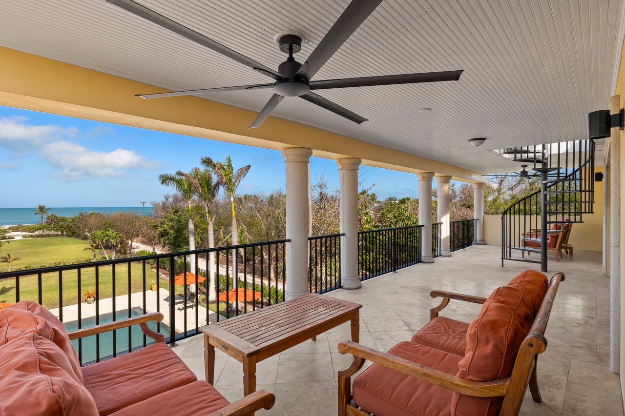 16205 Captiva DR