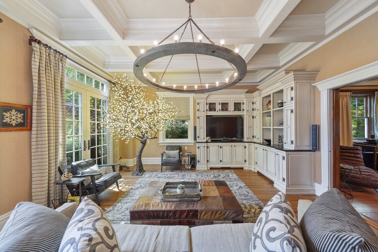 Experience Luxury Living Like Never Before
