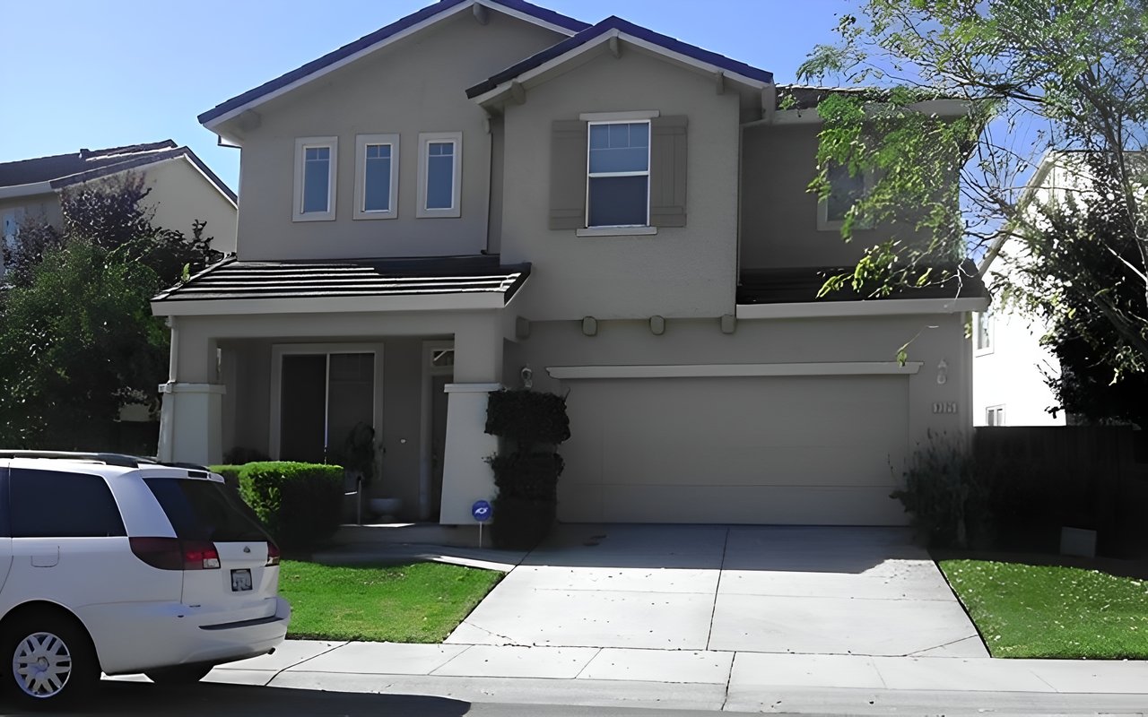 3325 Myna Way Sacramento, CA 95834 Sold Represented Buyer