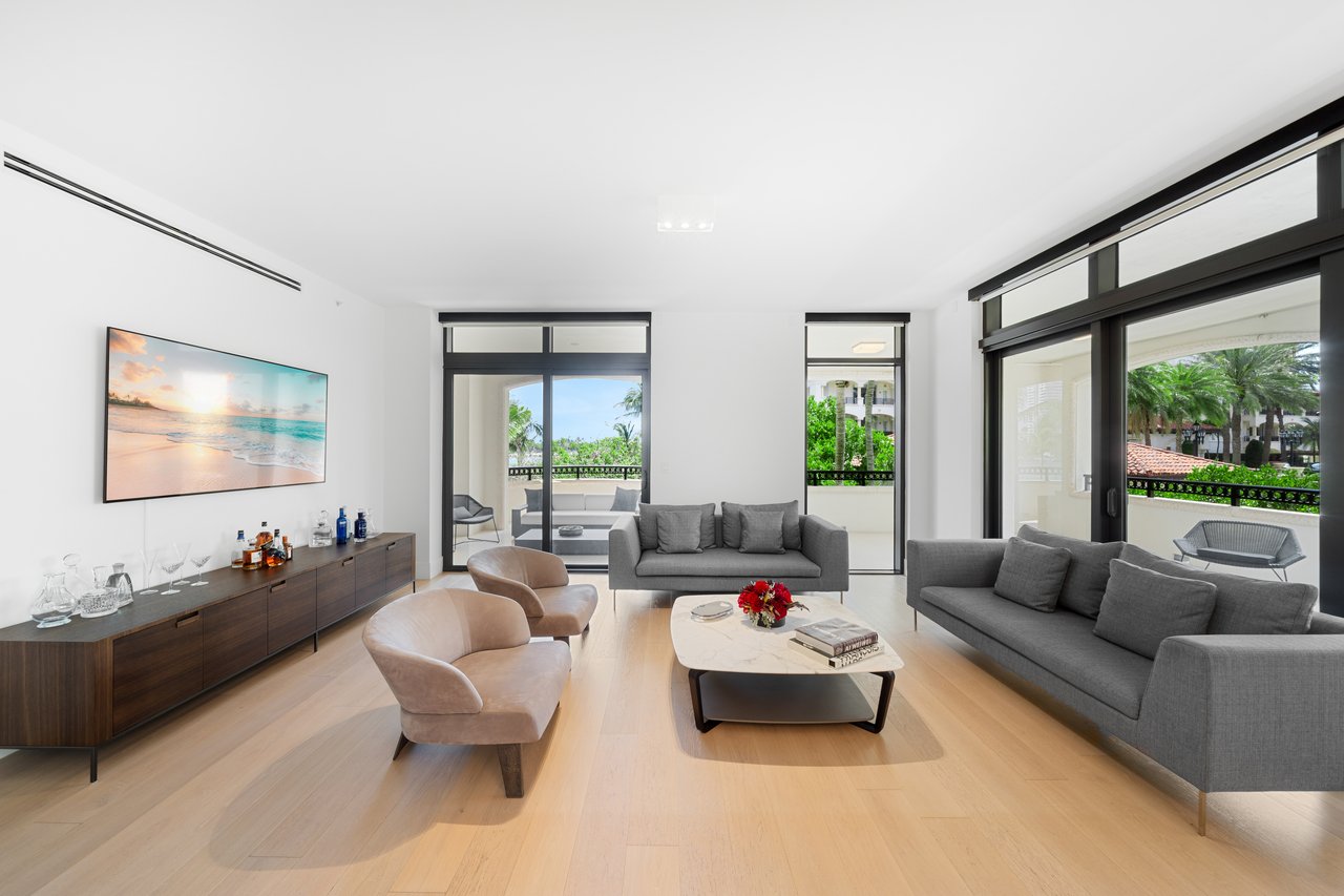 Palazzo Del Sol 7025